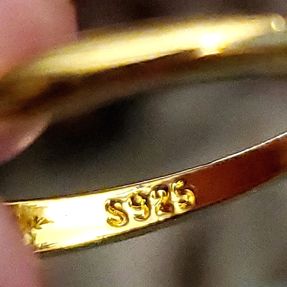 Silver Daisy sterling silver 925 stamped with gold plated rings, size 7 & 8. - Picture 5 of 7